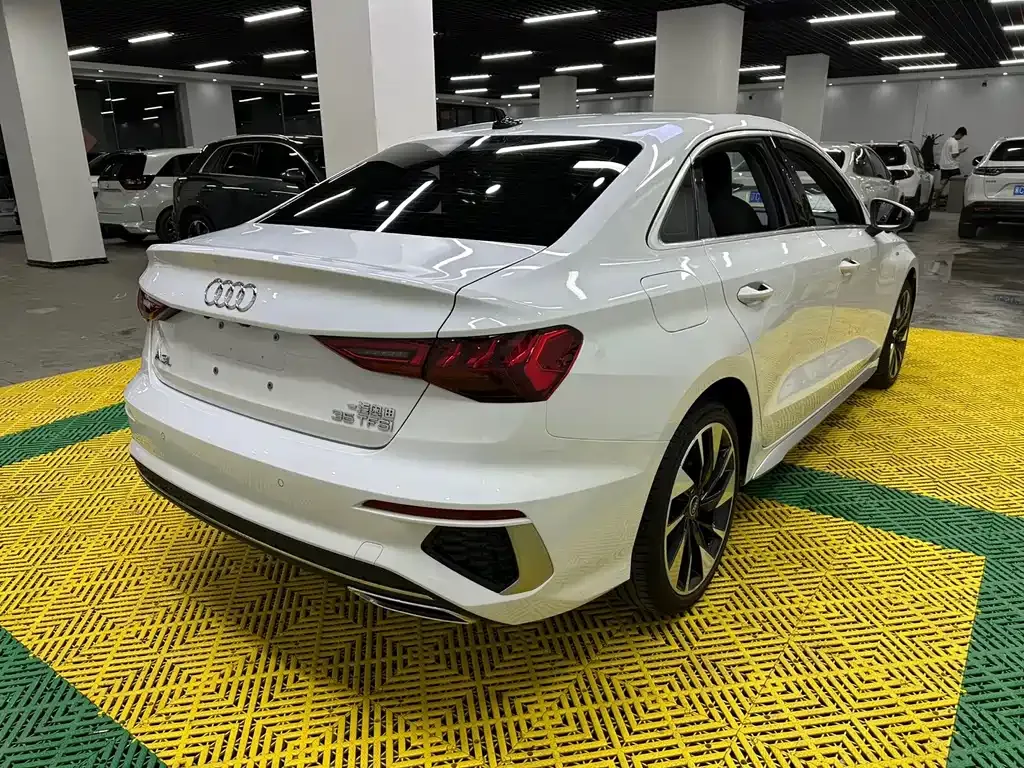 Audi A3 — фото 8