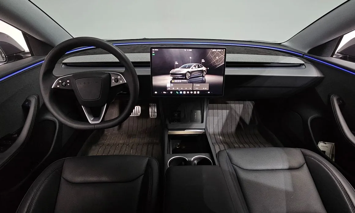 Tesla Model 3 — фото 9