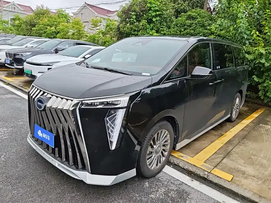 GAC Motor Trumpchi M8 — фото 1