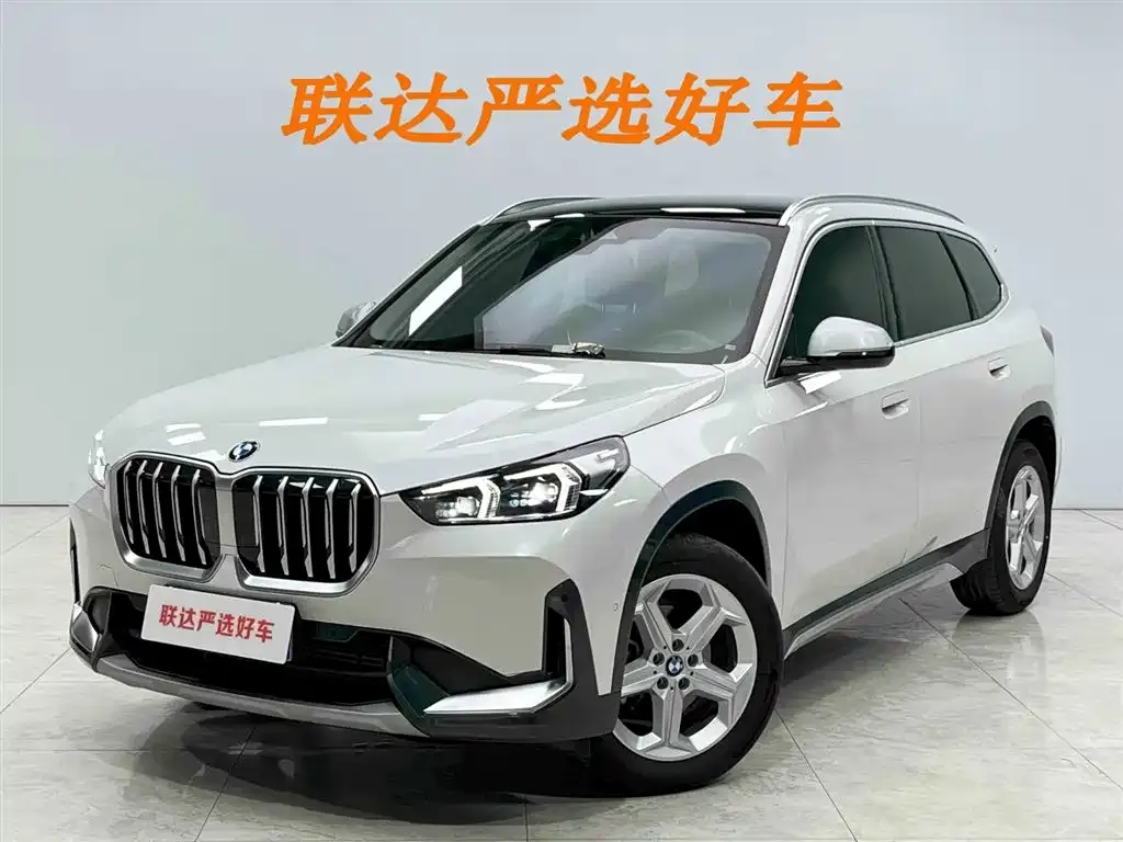 BMW X1 — фото 1
