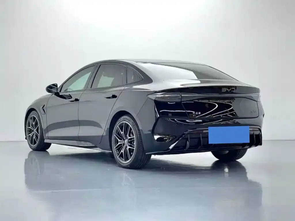 BYD Seal — фото 4