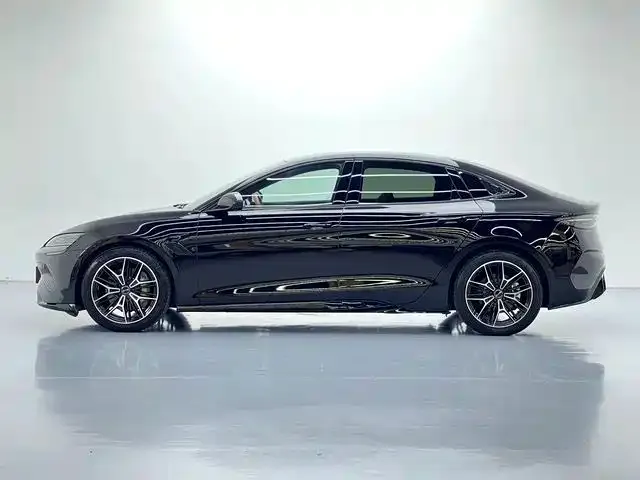 BYD Seal — фото 7