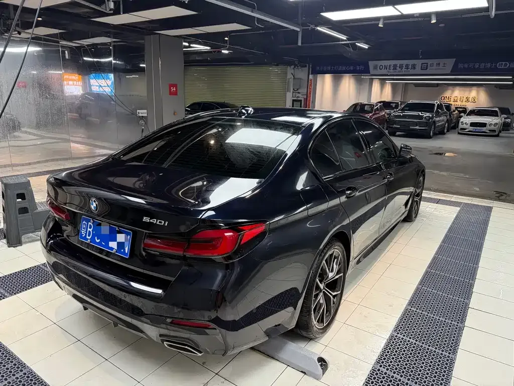 BMW 5 Series (Import) — фото 8