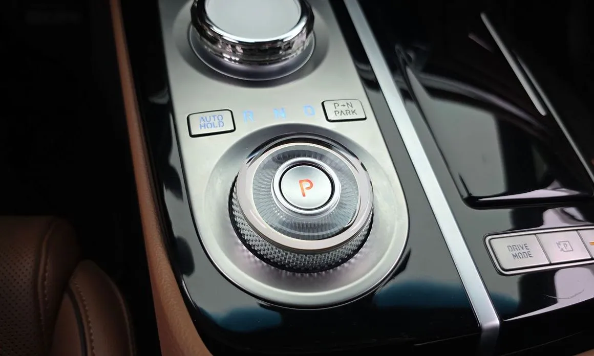 Genesis G80 — фото 9