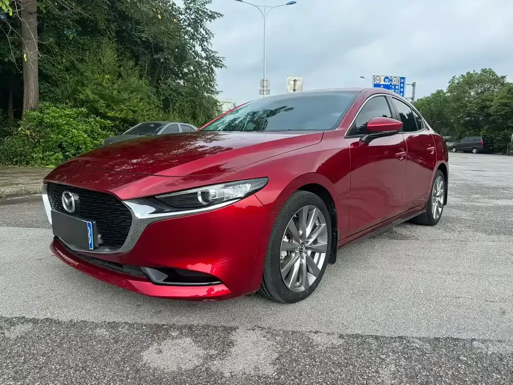 Mazda 3 Axela — фото 1