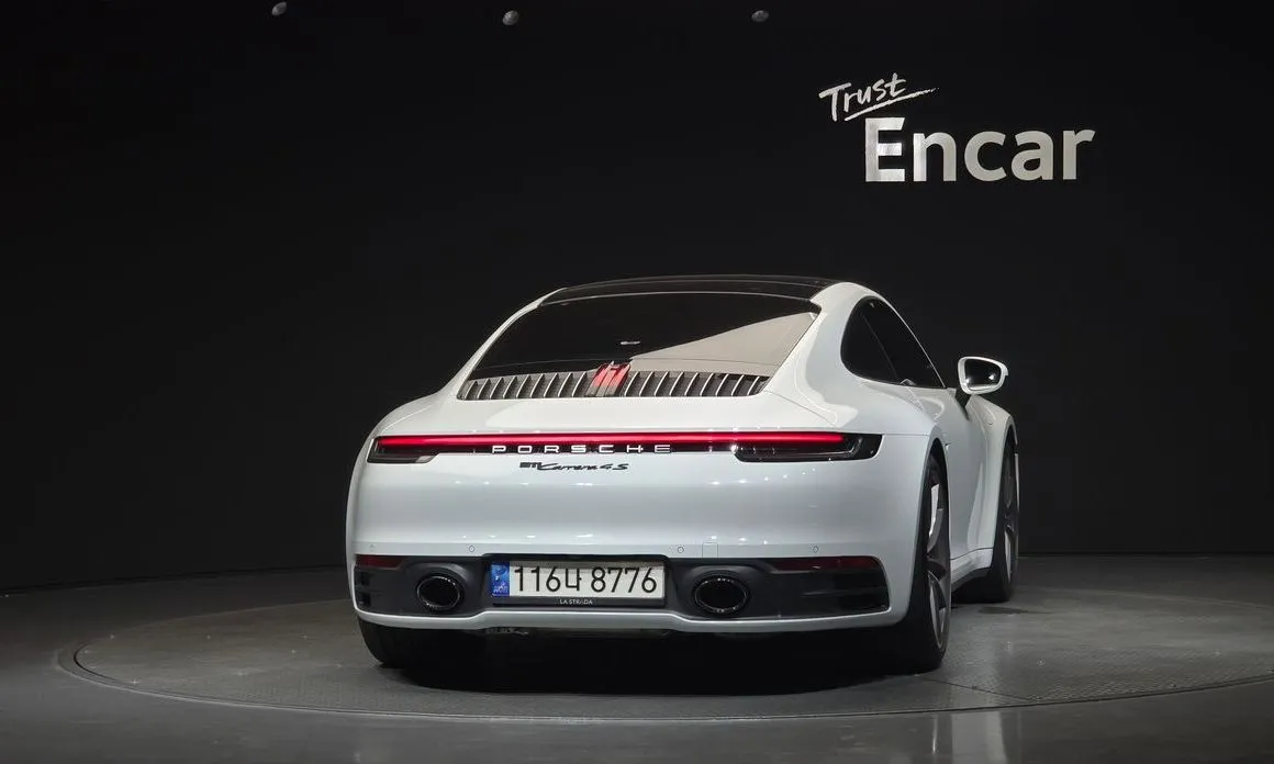 Porsche 911 2022 из KR, фото 4