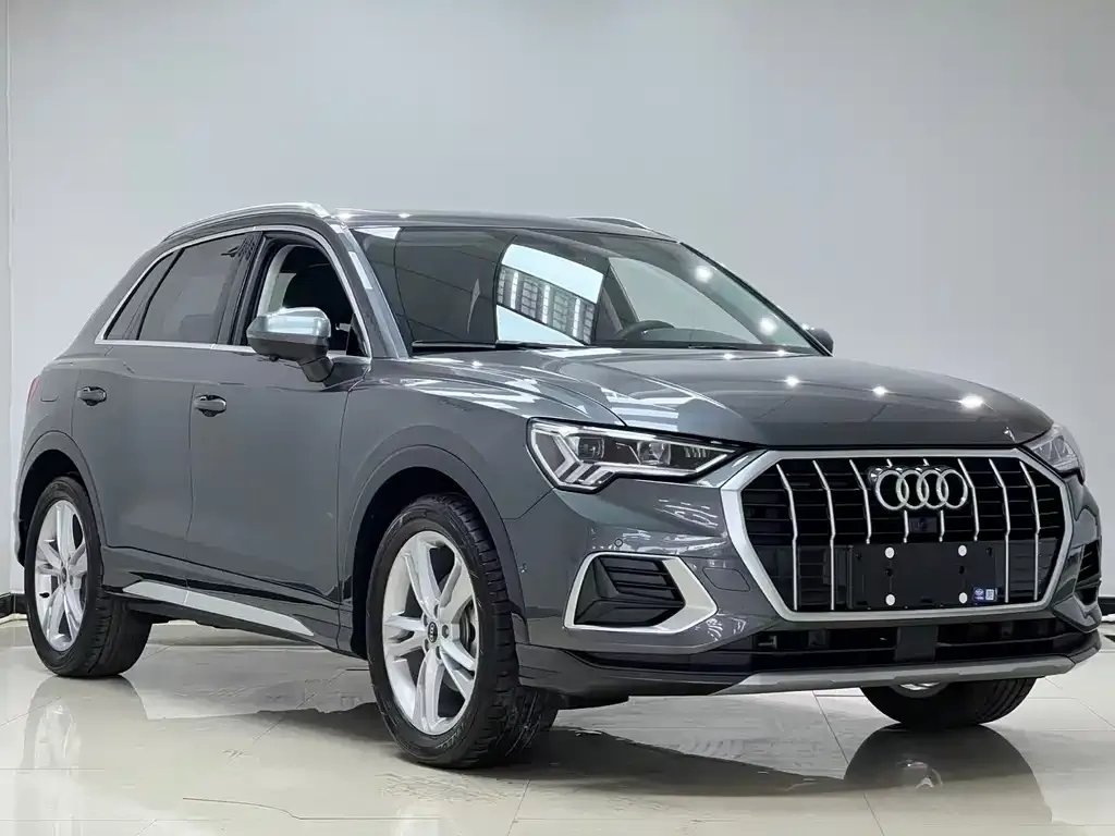 Audi Q3 — фото 4