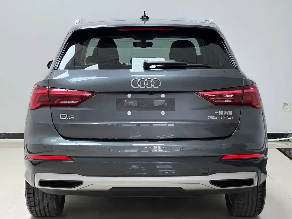 Audi Q3 — фото 3