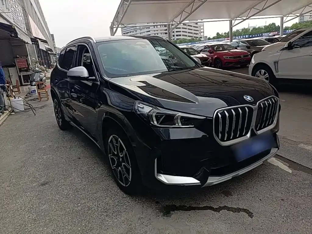 BMW X1 — фото 5