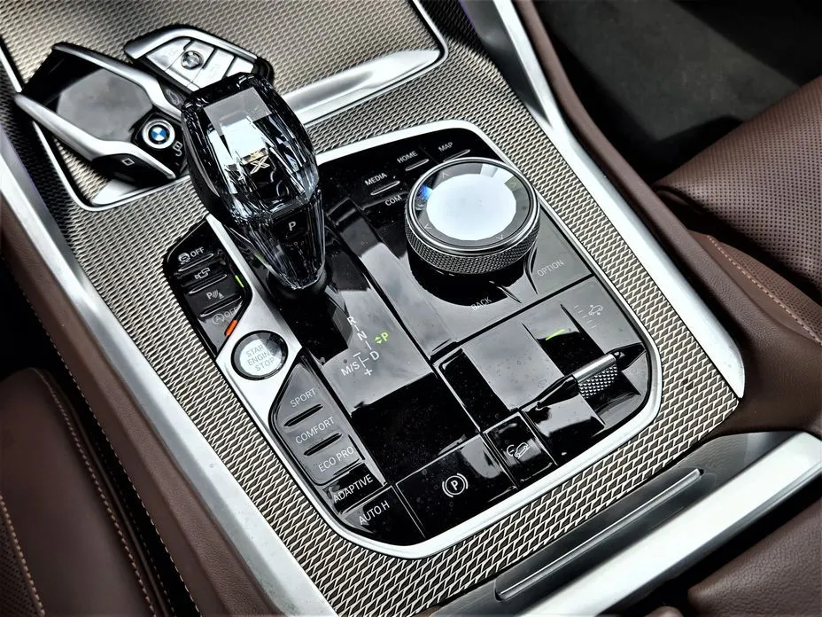 BMW X6 — фото 10