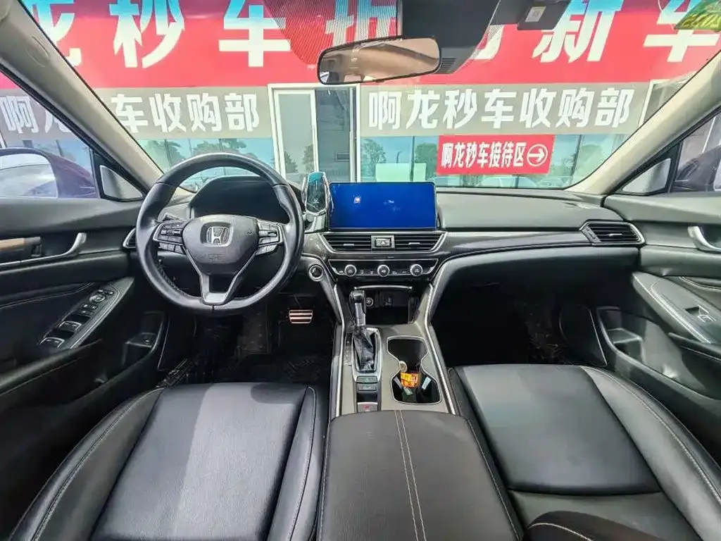 Honda Accord — фото 5