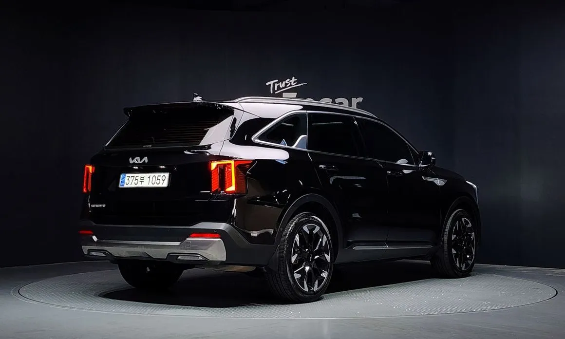 Kia Sorento — фото 3