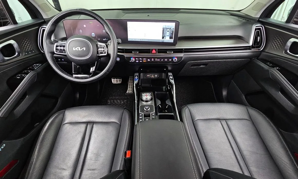 Kia Sorento — фото 10