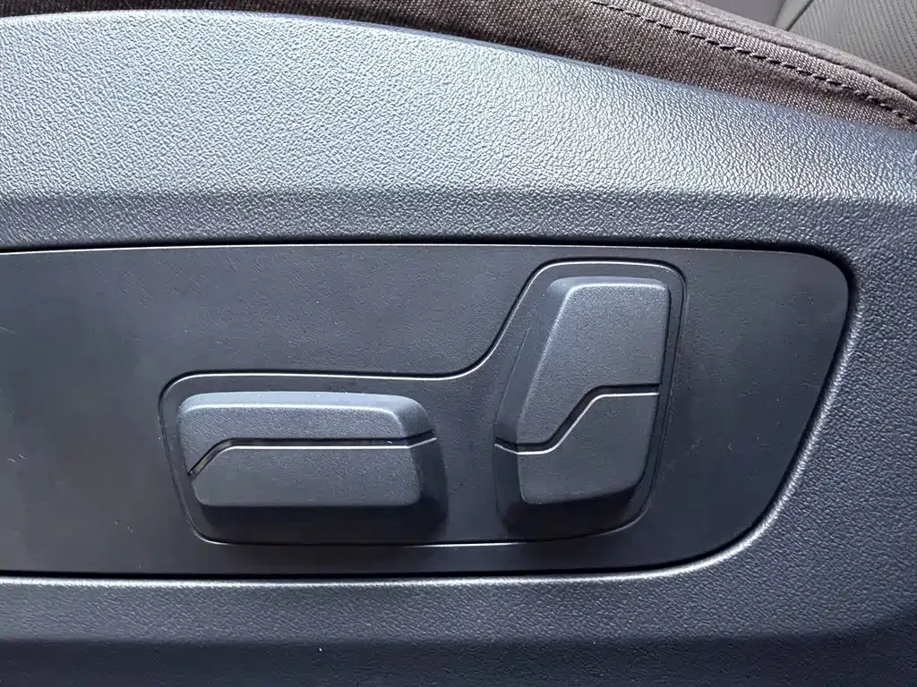 BMW X1 — фото 10