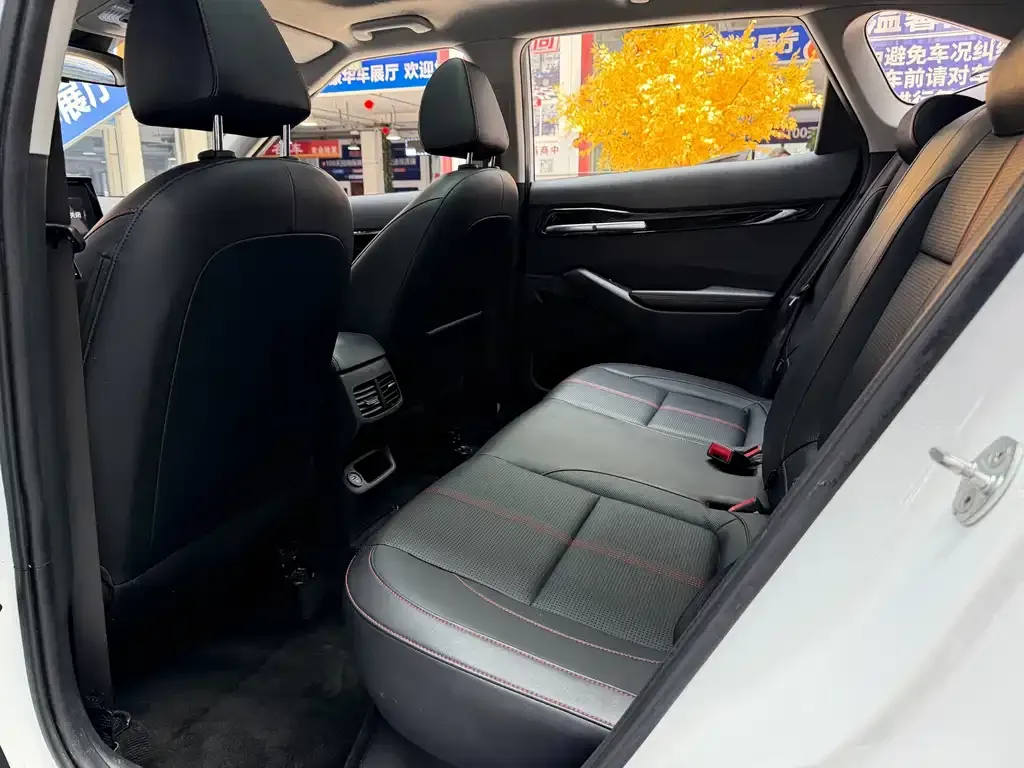 Kia KX3 — фото 3