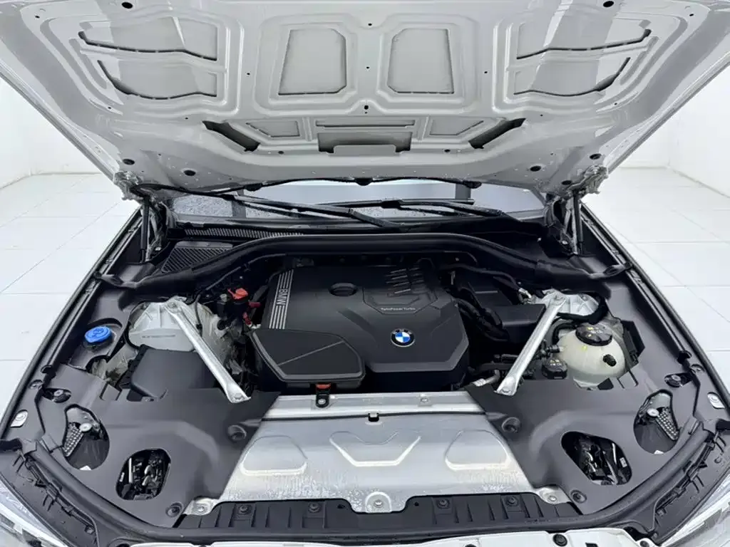 BMW X3 — фото 10