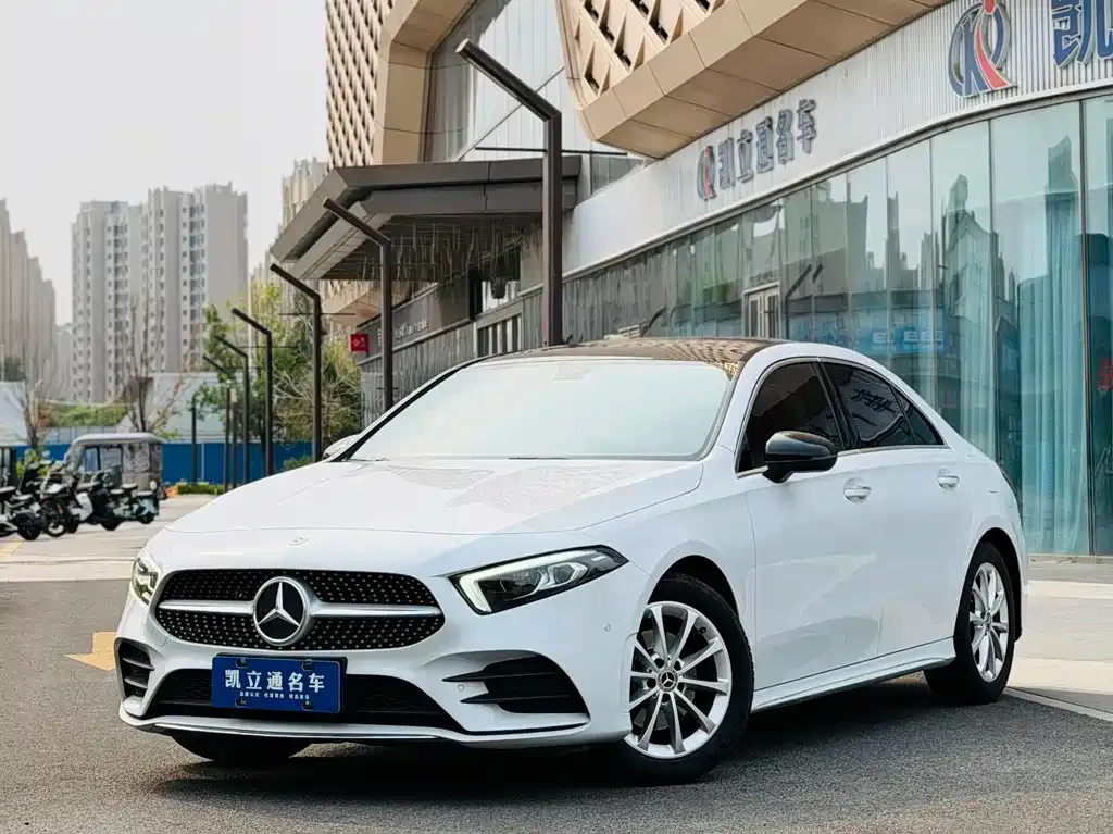 Mercedes-Benz A-Class — фото 1