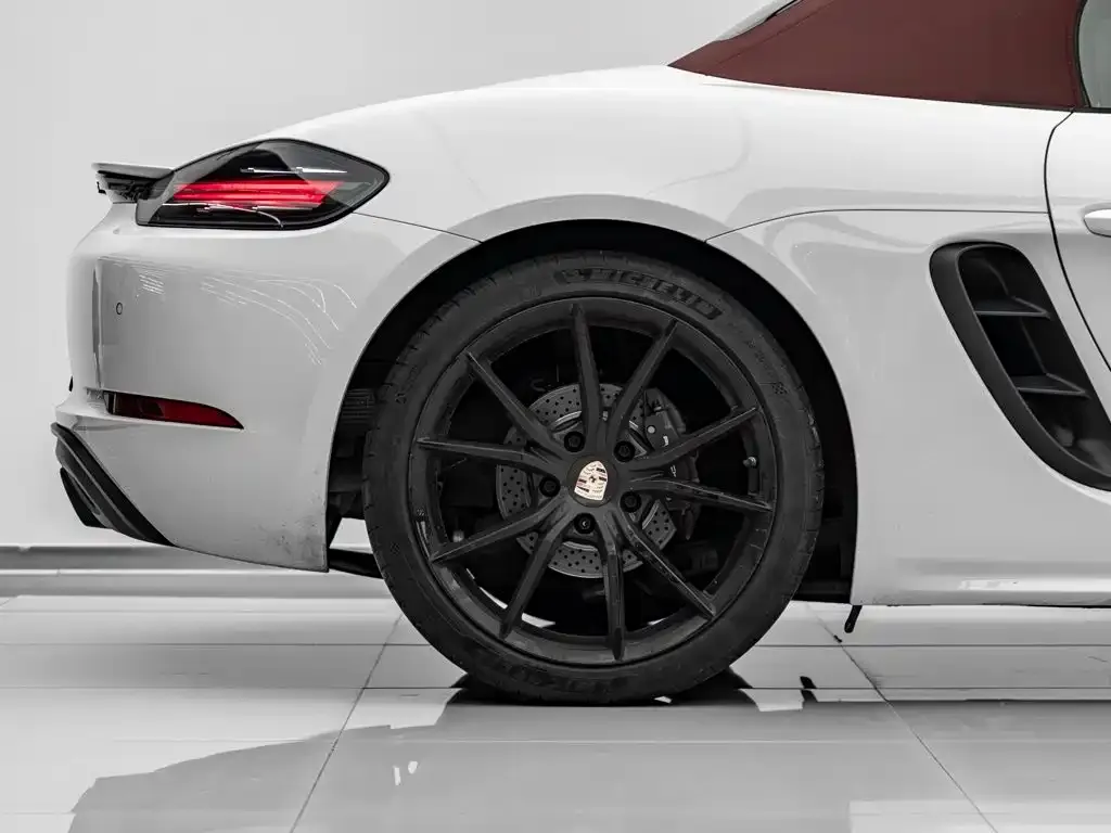 Porsche 718 — фото 4