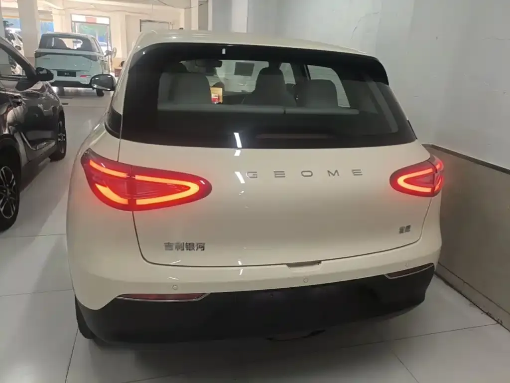 Geely Starburst — фото 10