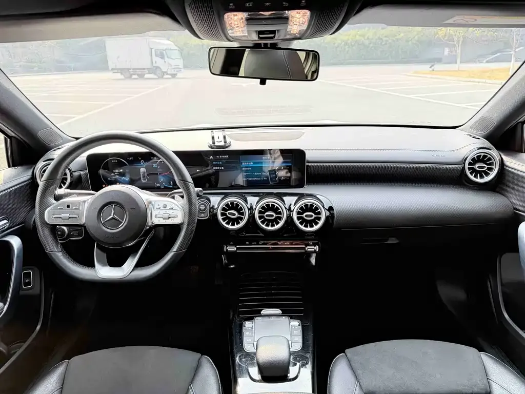 Mercedes-Benz A-Class — фото 5