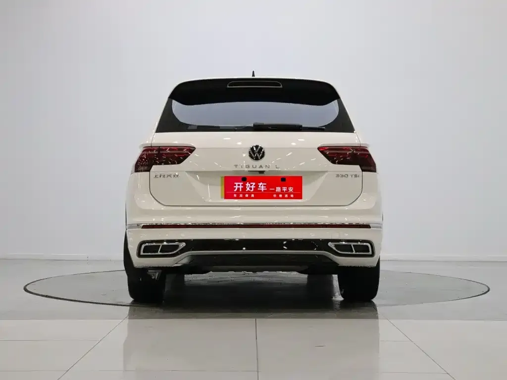 Volkswagen Tiguan L — фото 5