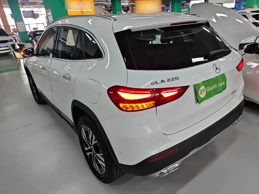 Mercedes-Benz GLA — фото 3