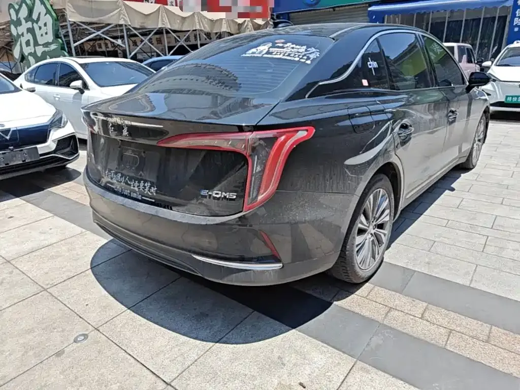 Hongqi E-QM5 — фото 2