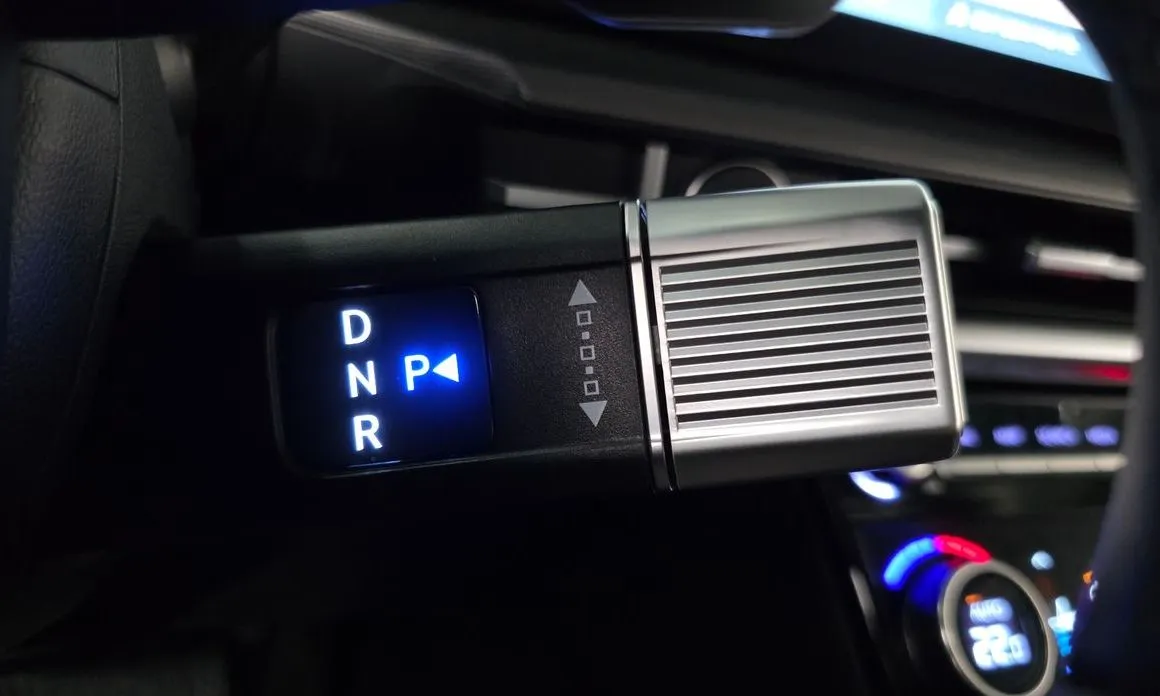 Hyundai Santafe — фото 2