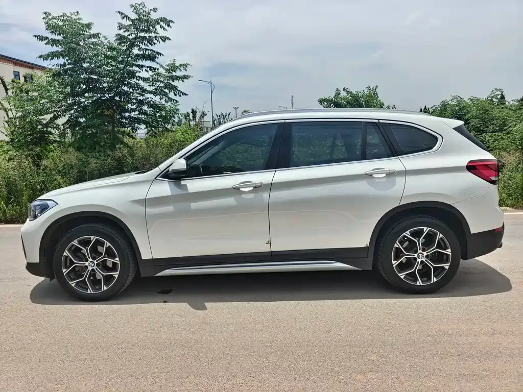 BMW X1 2021 из CN, фото 4