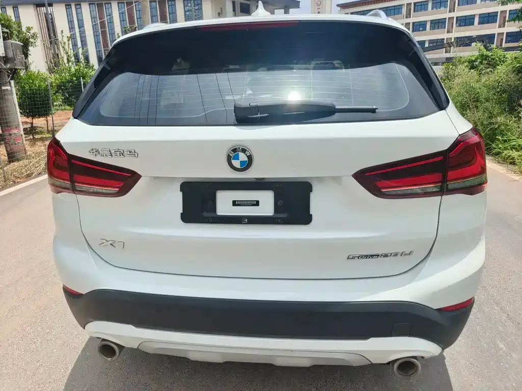 BMW X1 2021 из CN, фото 3