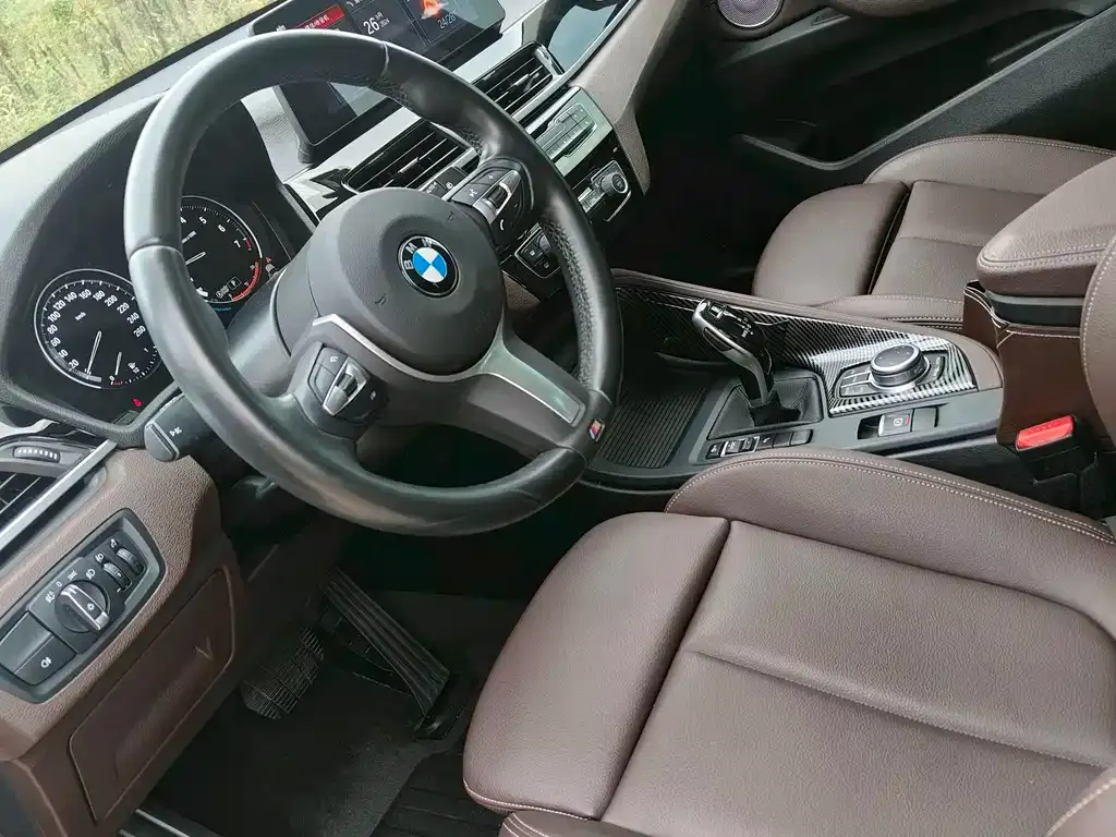 BMW X1 2021 из CN, фото 7