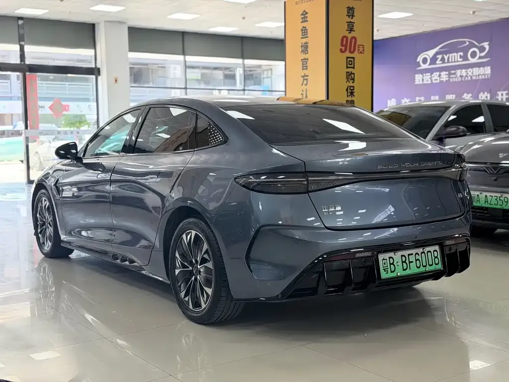 BYD Seal — фото 4