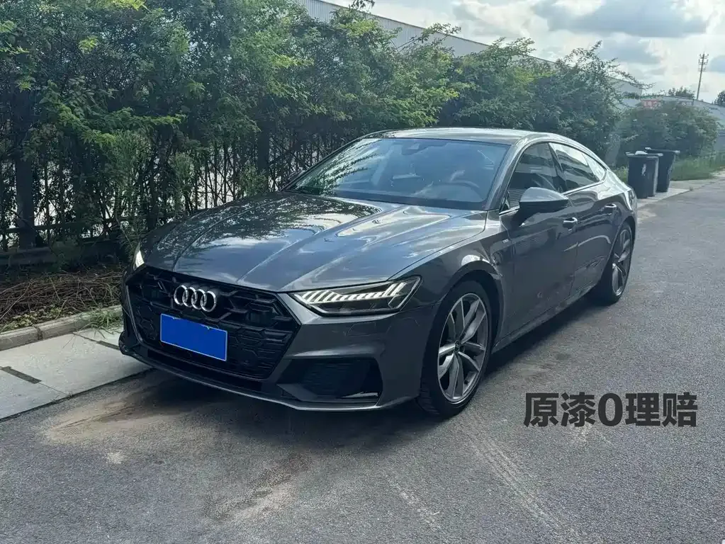 Audi A7 — фото 1