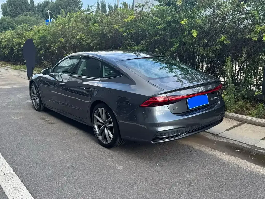 Audi A7 — фото 7