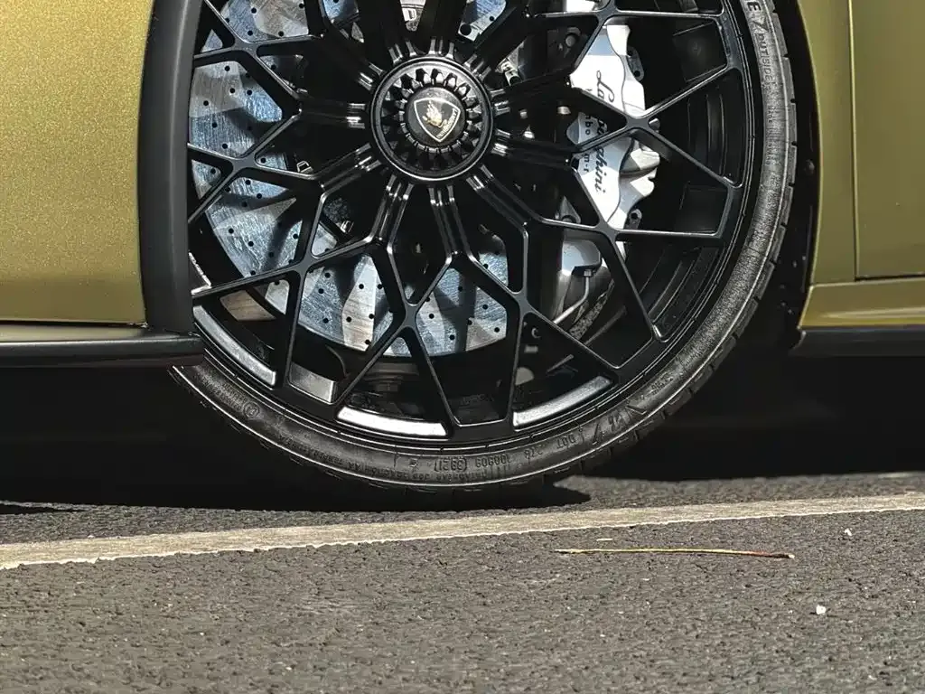 Lamborghini Huracan — фото 4