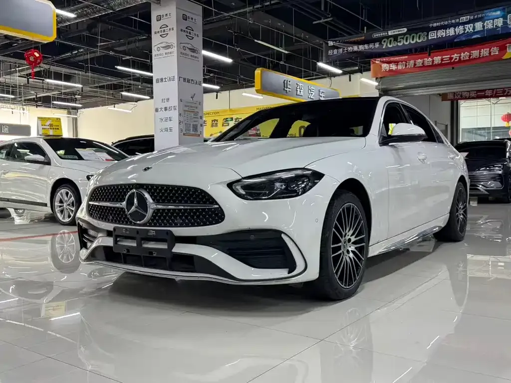 Mercedes-Benz C-Class — фото 1