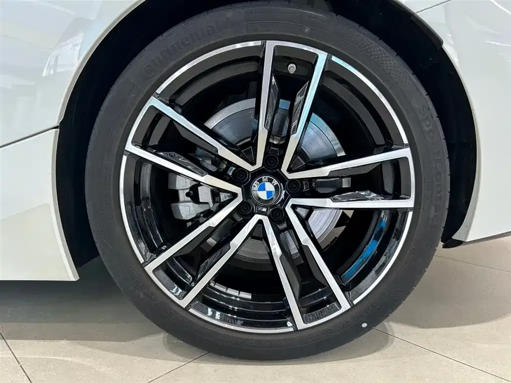 BMW Z4 — фото 9