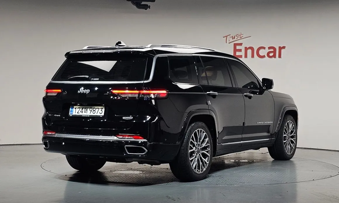 Jeep Cherokee — фото 3