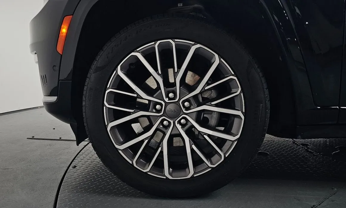 Jeep Cherokee — фото 9