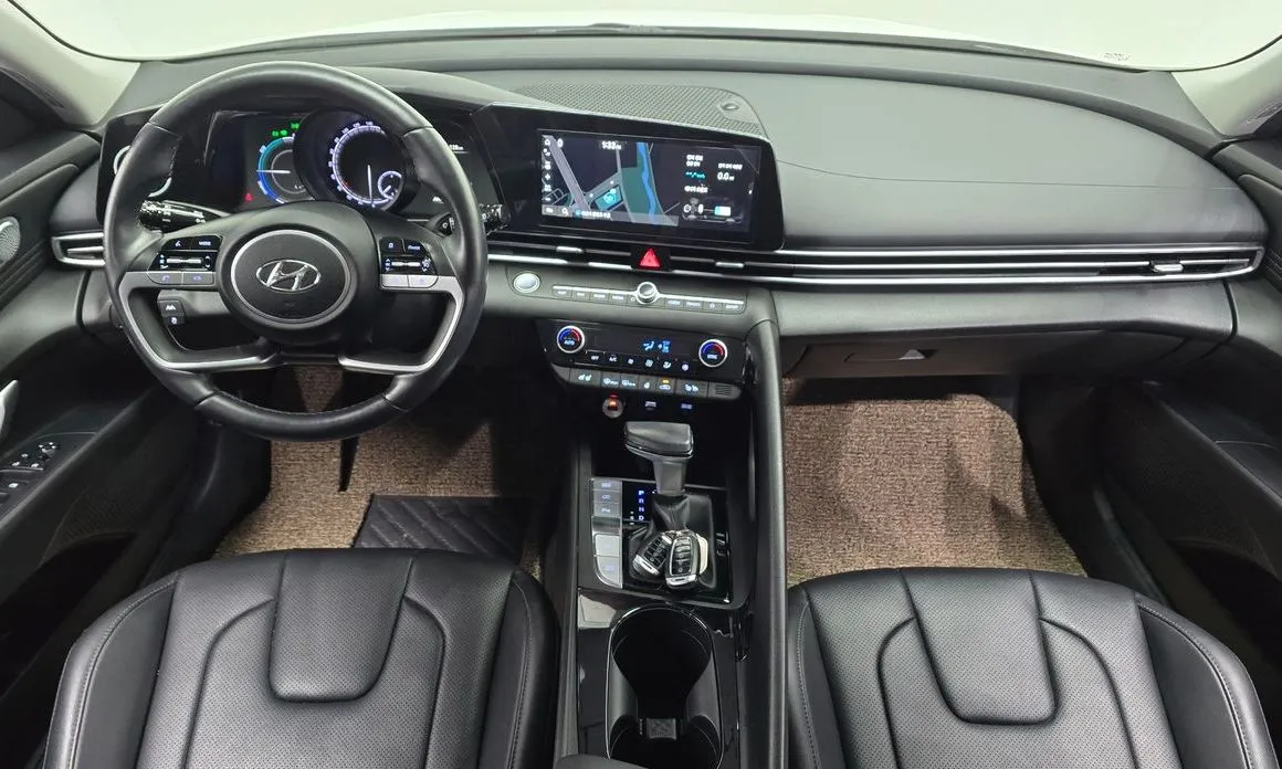 Hyundai AVANTE — фото 9