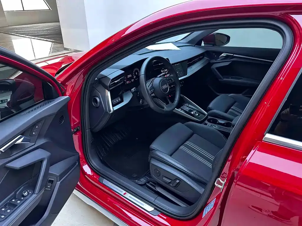 Audi A3 — фото 10
