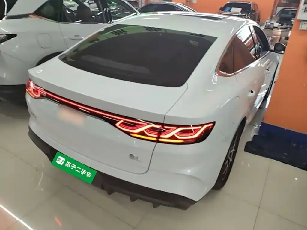BYD Qin L — фото 2