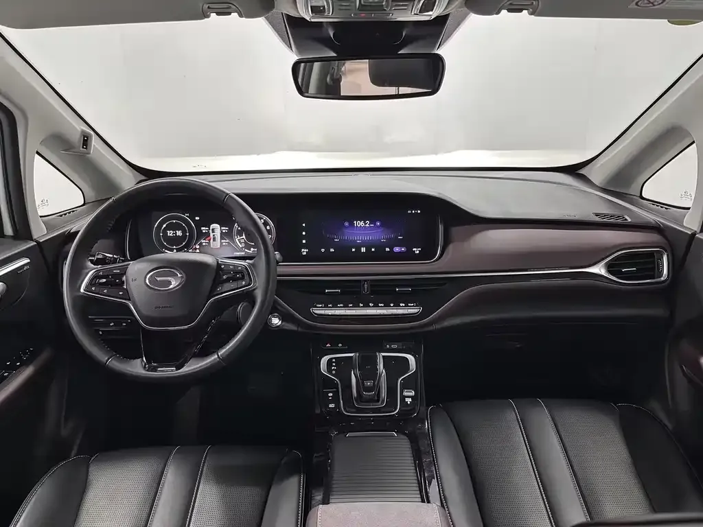 GAC Motor Trumpchi M6 — фото 5