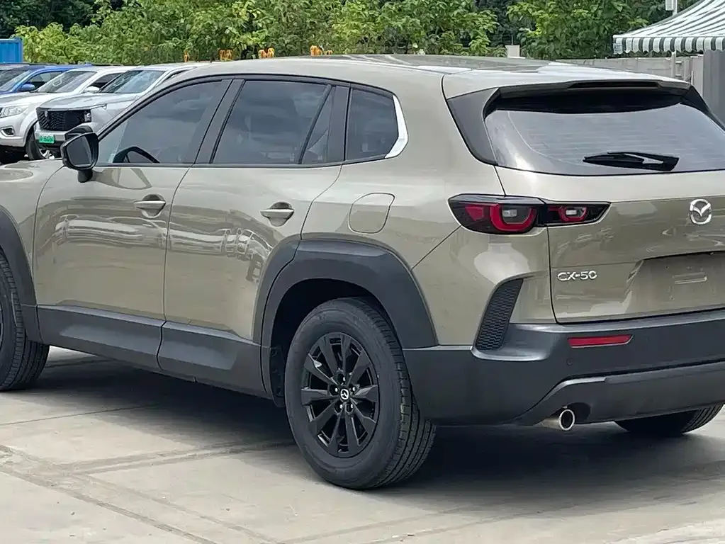 Mazda CX-50 2023 из CN, фото 3