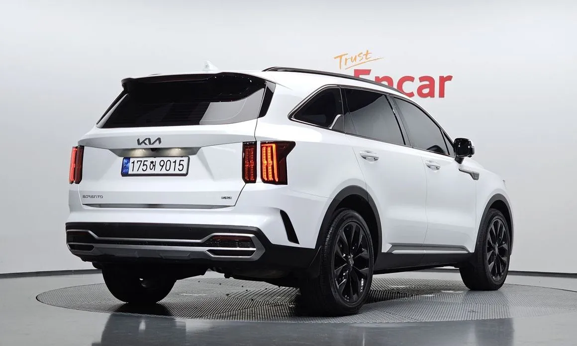 Kia Sorento — фото 4