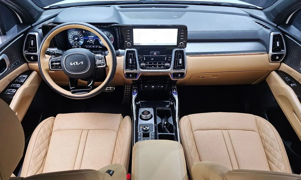 Kia Sorento — фото 10