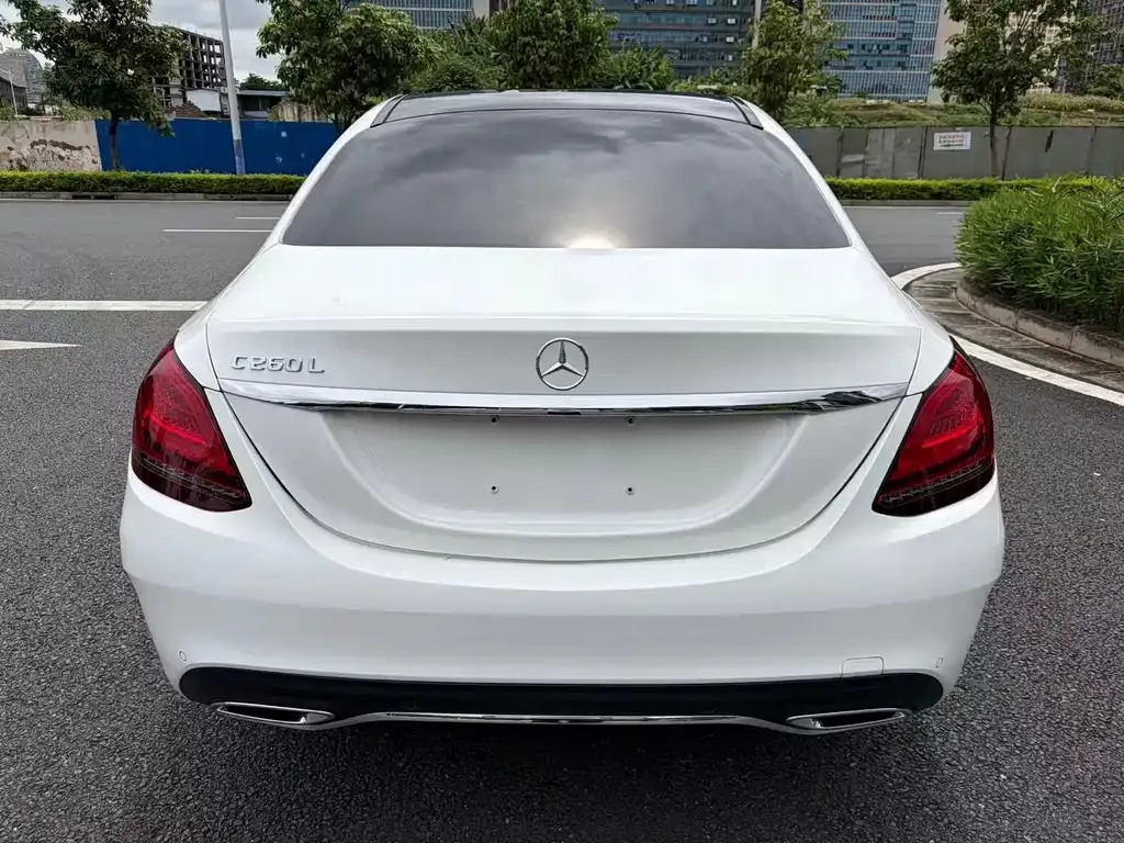 Mercedes-Benz C-Class — фото 10