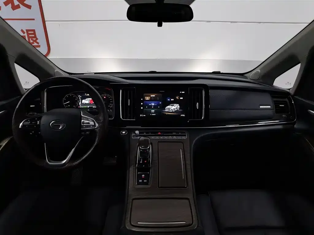 GAC Motor Trumpchi M8 — фото 2