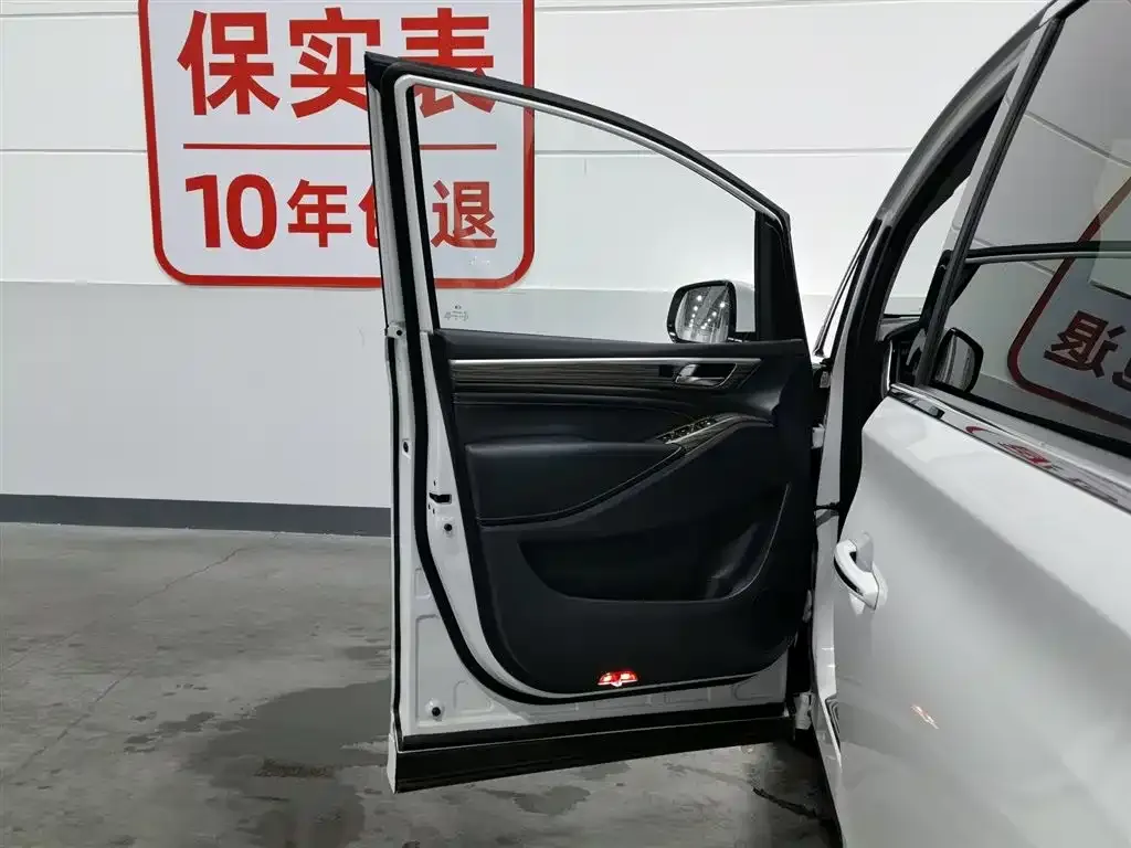 GAC Motor Trumpchi M8 — фото 4