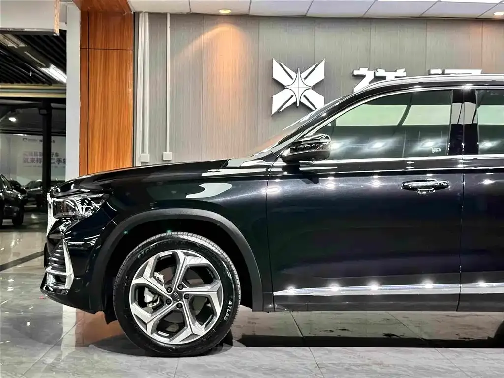 Geely Xingyue L — фото 4